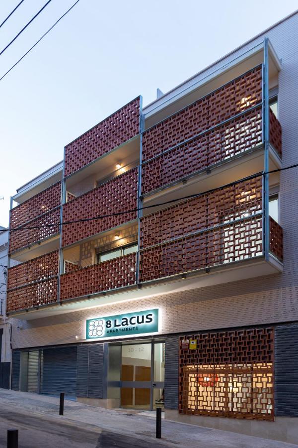 8 Lacus L'Hospitalet de Llobregat Exterior photo